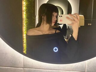 Watch Clarinda Sanschagrin live on cam on Flirt4Free