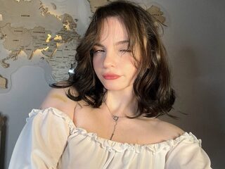 Watch Mary Branton live on cam on Flirt4Free