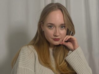 Jeanett Barias webcam model