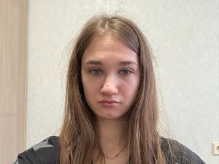 Watch Catrina Ion live on cam on Flirt4Free