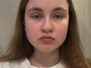 Watch Collette Mctighe live on cam on Flirt4Free