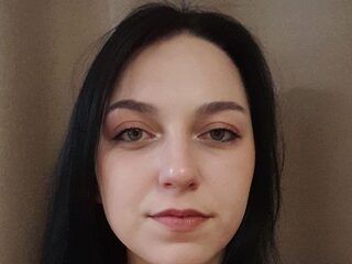 Watch Haley Kuhns live on cam on Flirt4Free