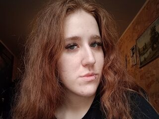 Juliane Farnese live cam model at Flirt4Free