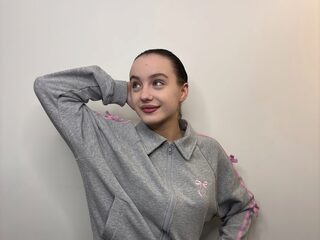 Jayme Lashmet live cam model at Flirt4Free