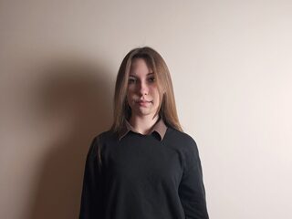 Watch Audrey Marasciulo live on cam on Flirt4Free