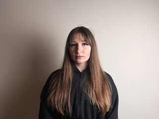 Savannah Gorley live cam model at Flirt4Free