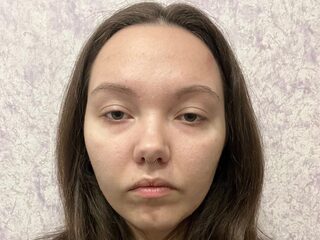 Kendra Wogan webcam model