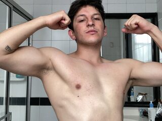 Watch Ellie Twink live on cam on Flirt4Free