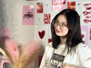 Taren Oran webcam model