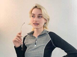 Delcie Gilchrest Live Webcam on Flirt4Free