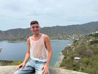 Angel Moretty profile