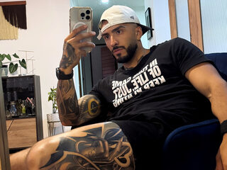 Simon Trujillo profile