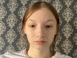 Watch Beverley Aycox live on cam on Flirt4Free