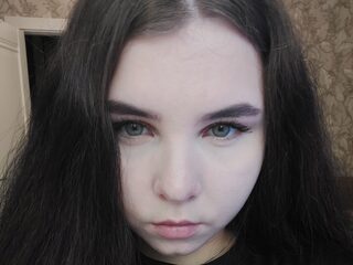 Watch Reagan Weltz live on cam on Flirt4Free