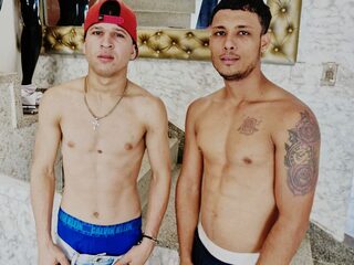 Milan & Kenzo webcam