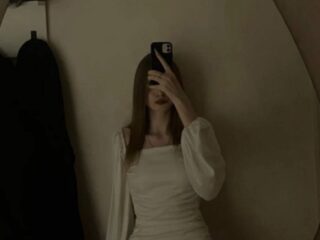 Tina Kate Live Webcam on Flirt4Free