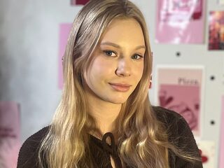 Crissy Wiechec Live Webcam on Flirt4Free