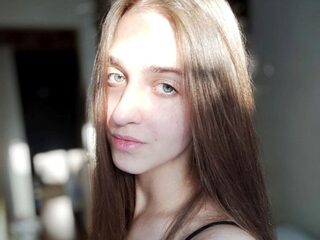 Mille Moon Live Webcam on Flirt4Free