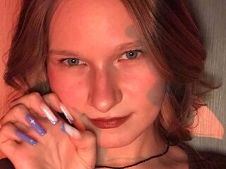 Lucienne Vivyan Live Webcam on Flirt4Free