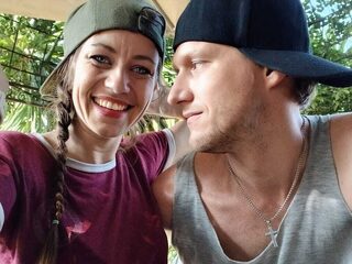 Missme Lilly & J... Live Webcam on Flirt4Free