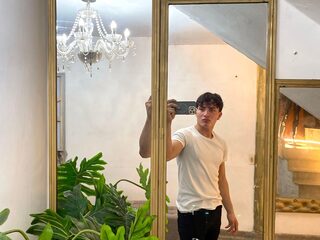 Mateo Ivanov Live Webcam on Flirt4Free