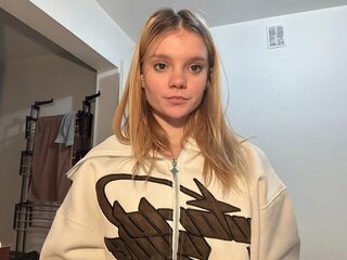 Tennille Verissimo Live Webcam on Flirt4Free