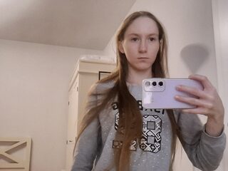 Eveline Pierce Live Webcam on Flirt4Free