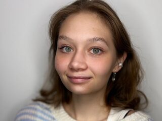 Mitzi Ellison Live Webcam on Flirt4Free