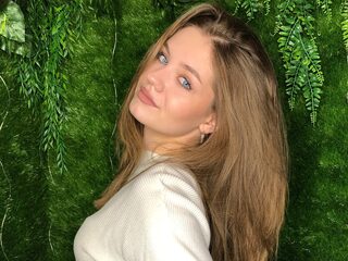 Becki Mullin Live Webcam on Flirt4Free