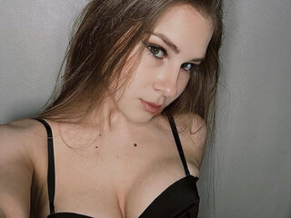 Nicoll Angel - Flirt4Free cam model profile and statistics