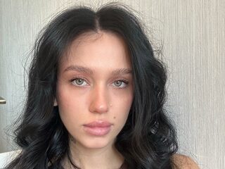 Ellie Grassham Live Webcam on Flirt4Free