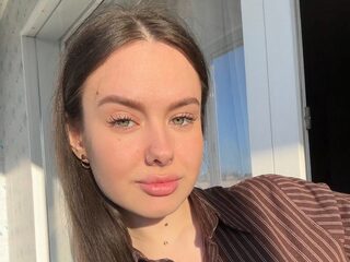 Remedios Minnis — LIVE on Chaturbate