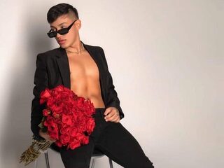 Cameron Bedoyaa Live Chat on Flirt4Free