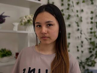 Candie Faster Live Webcam on Flirt4Free