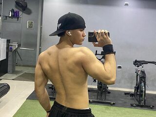 Damian Douglas - Flirt4Free cam model profile and statistics