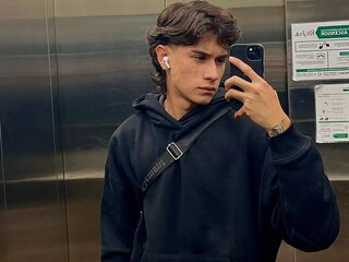 Derek Swan profile