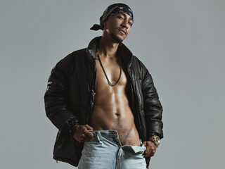 Watch  Miilan Coopers live on Flirt4Free