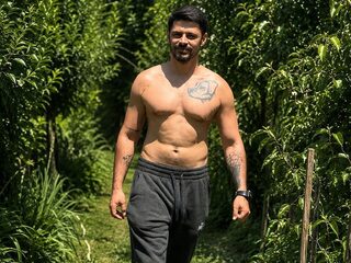 Roman Knox profile