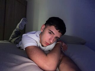 Max Colton