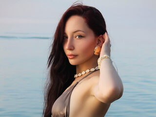 Live Chat with Amelia Storm on Flirt4Free