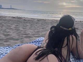 Leea Rose Live Chat on Flirt4Free