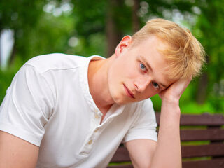 Ryan Troy Live Chat on Flirt4Free