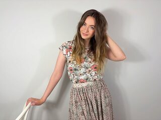 Anna Wilsom Live Chat on Flirt4Free