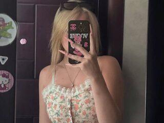 Live Chat with Cach Hc on Flirt4Free