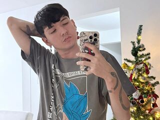 Live Chat with Santiago Morgan on Flirt4Free