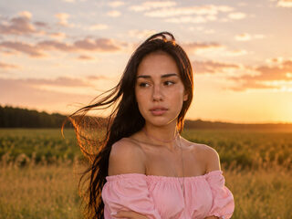 Angelyn Malit Live Chat on Flirt4Free