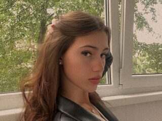 Faozia Steele Live Chat on Flirt4Free