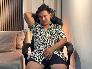 Manuel Fiire Live Chat on Flirt4Free