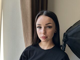 Maya Pratt Live Chat on Flirt4Free