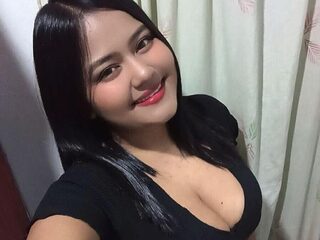 Lucy Morgannn Live Chat on Flirt4Free
